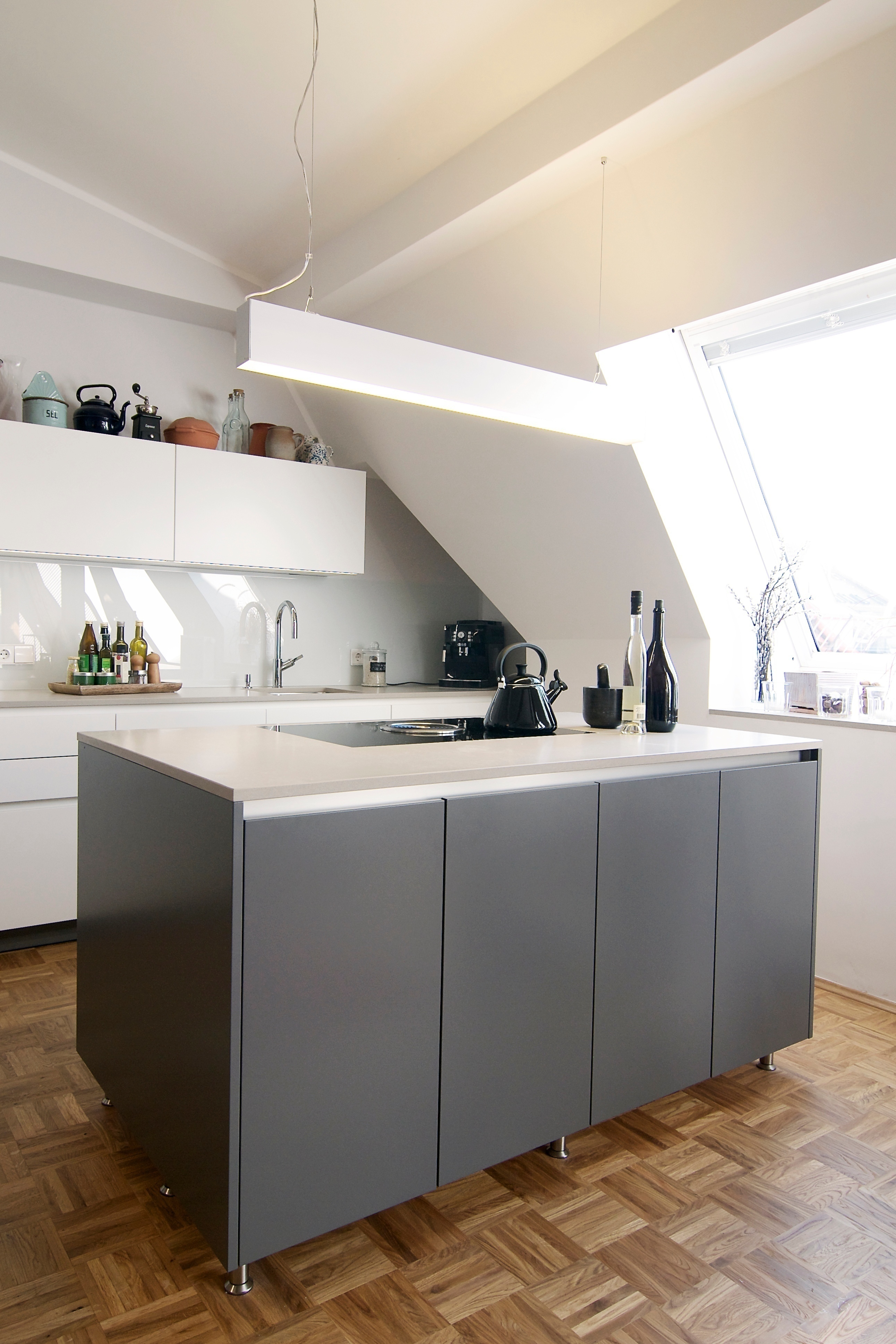 weiße küche kücheninsel