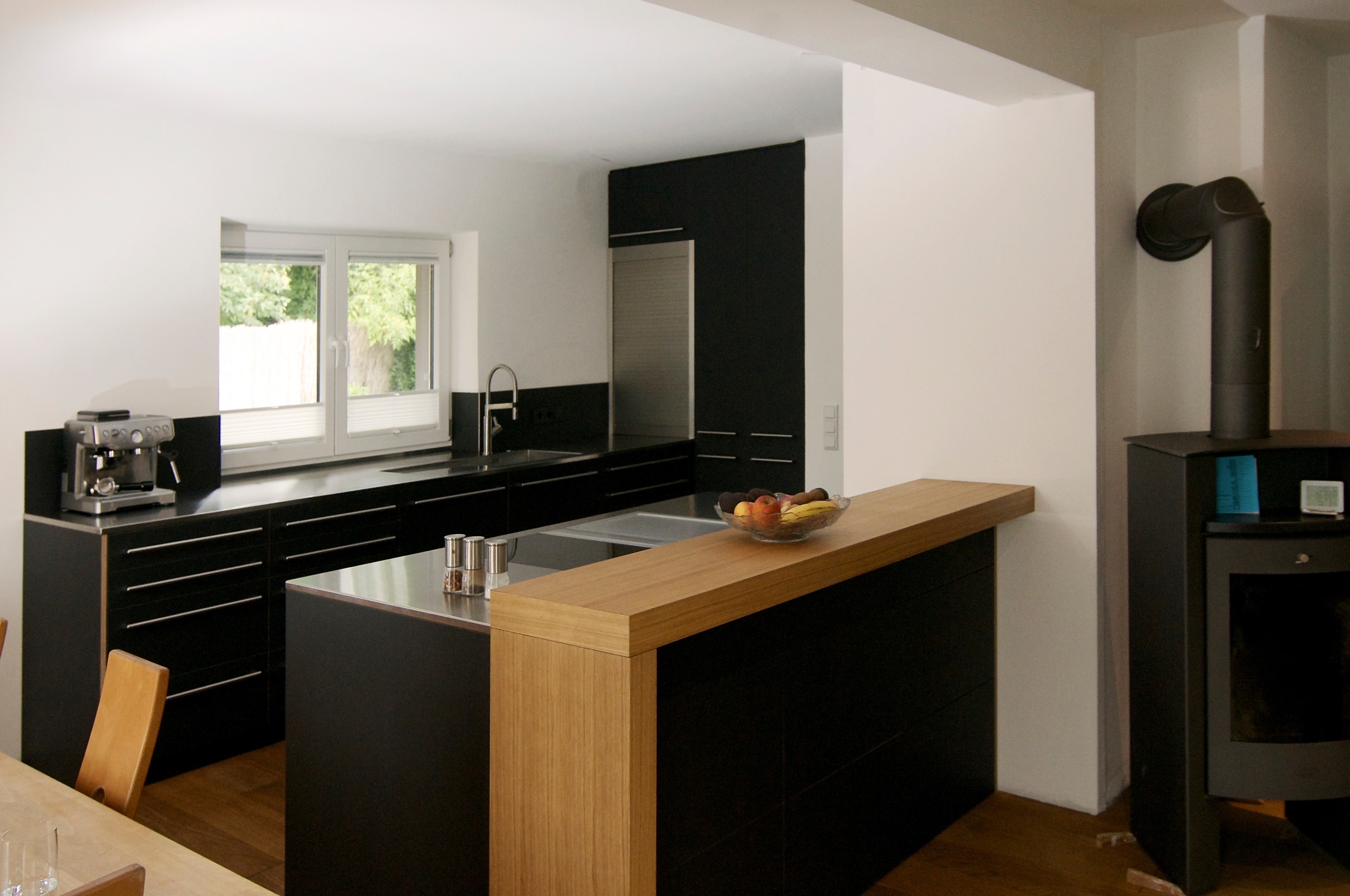schwarze Küche
