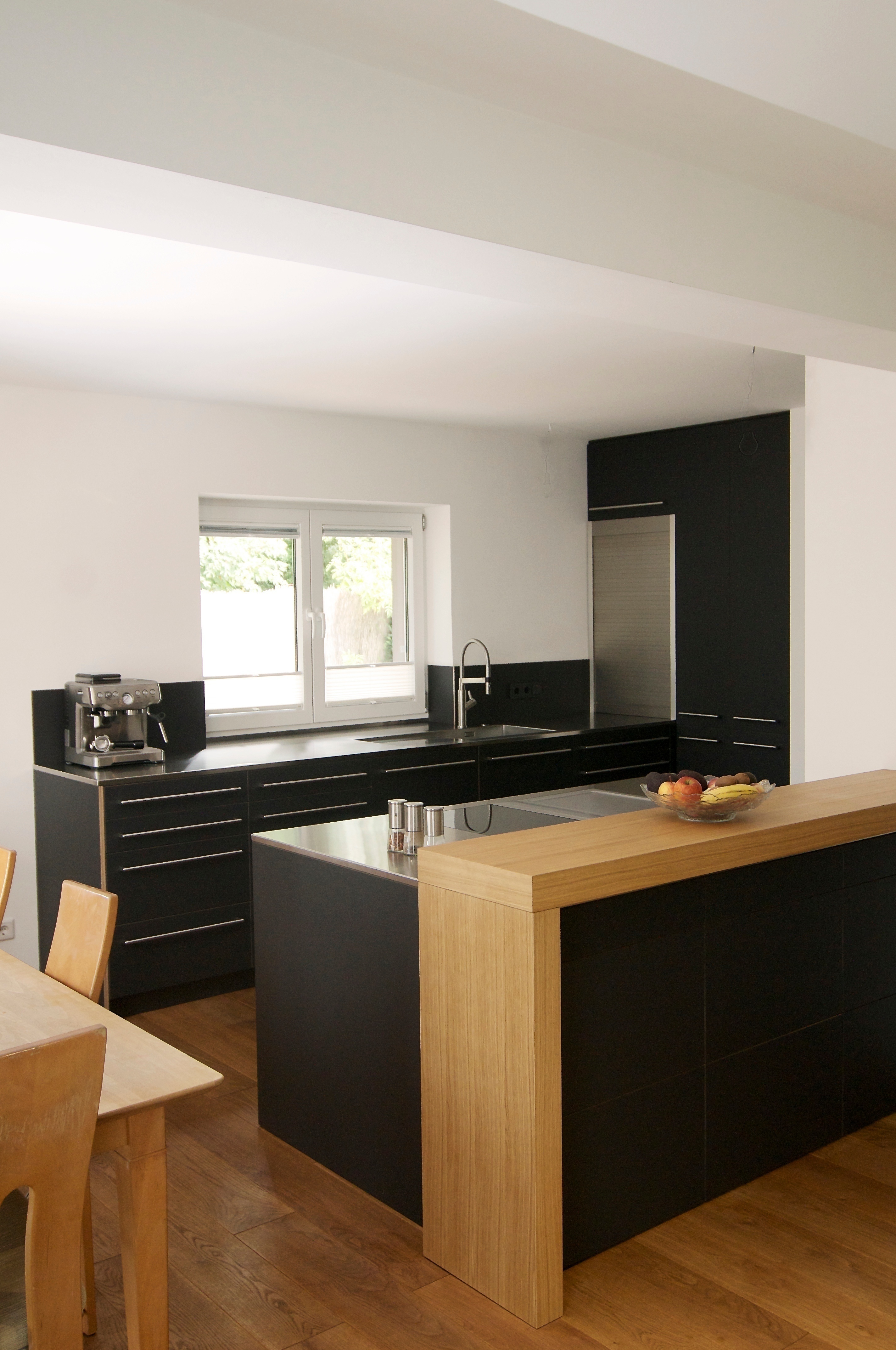 schwarze Küche