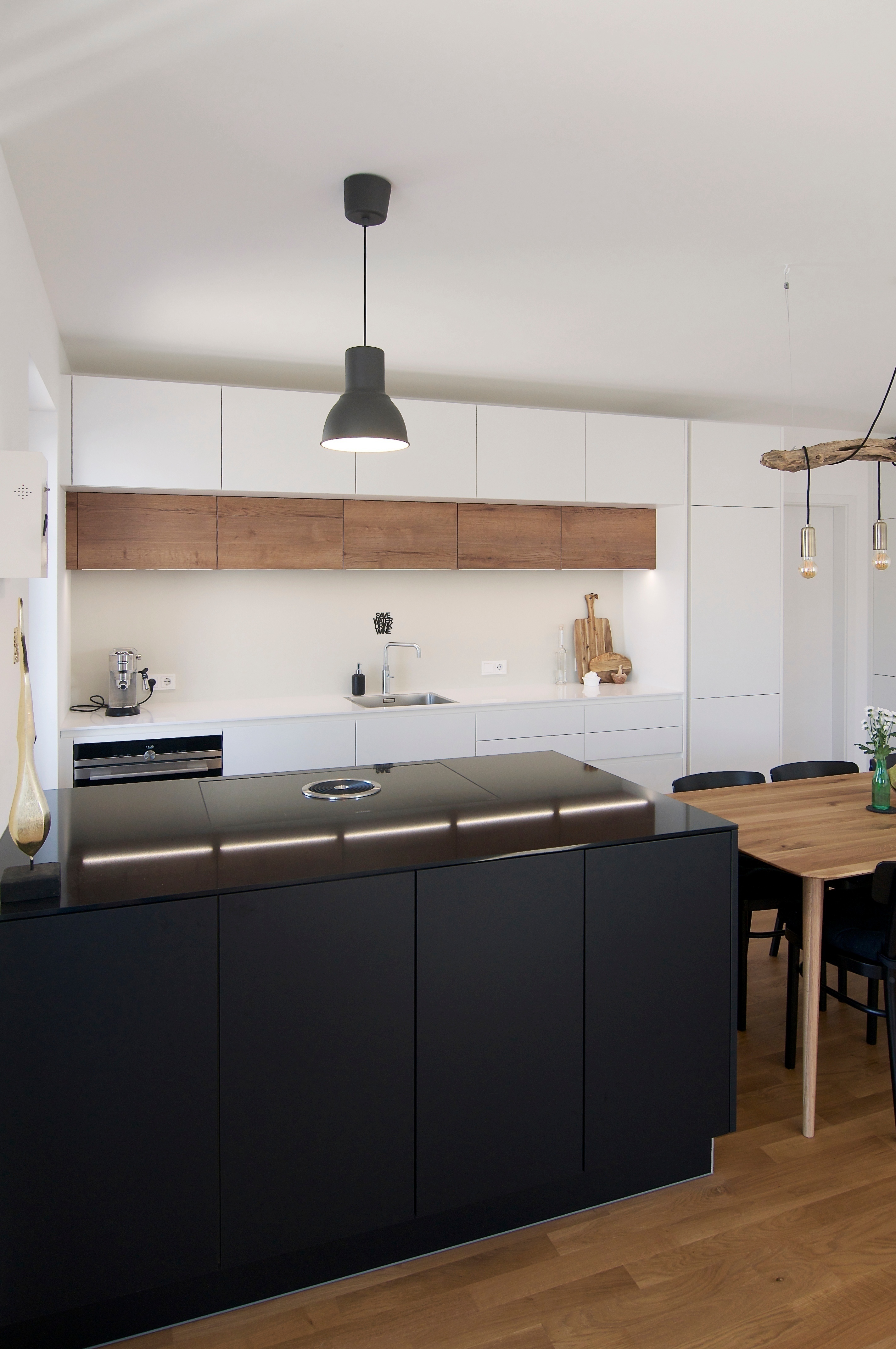 Schwarze Küche 