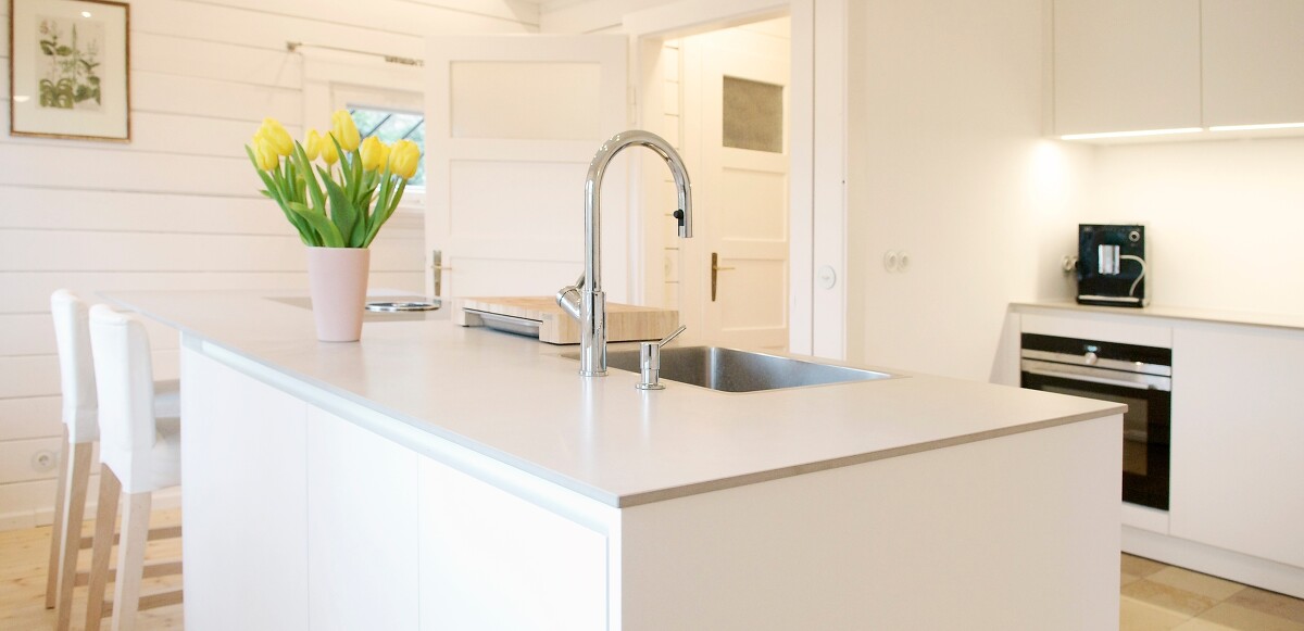 Märchenwelt in einem historischen Holzhaus am Starnberger See - der Kini lässt grüßen ... Märchenwelt in einem historischen Holzhaus am Starnberger See - der Kini lässt grüßen ...